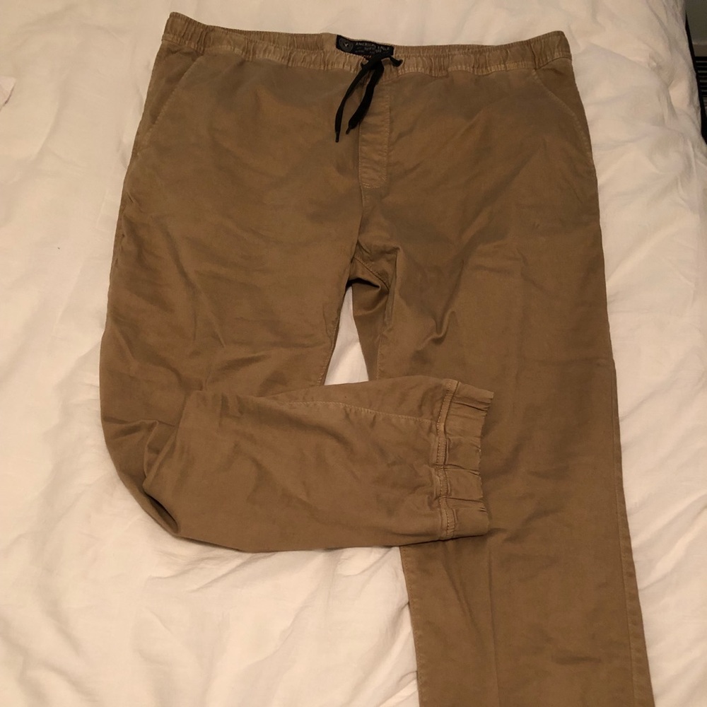 AE Joggers